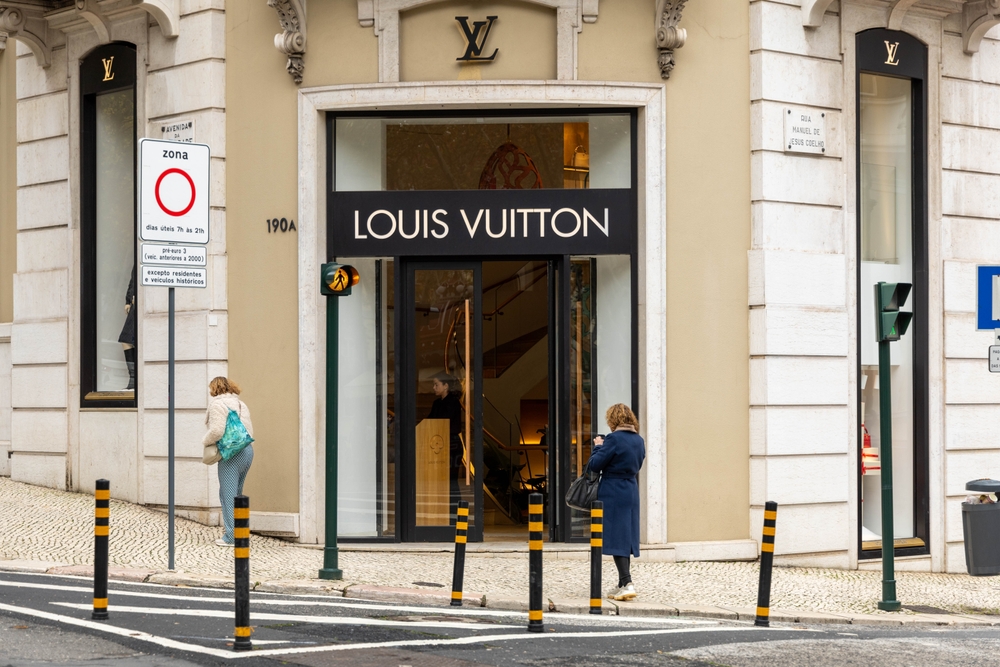 LVMH sees cautious recovery in China and the US - RetailDetail EU