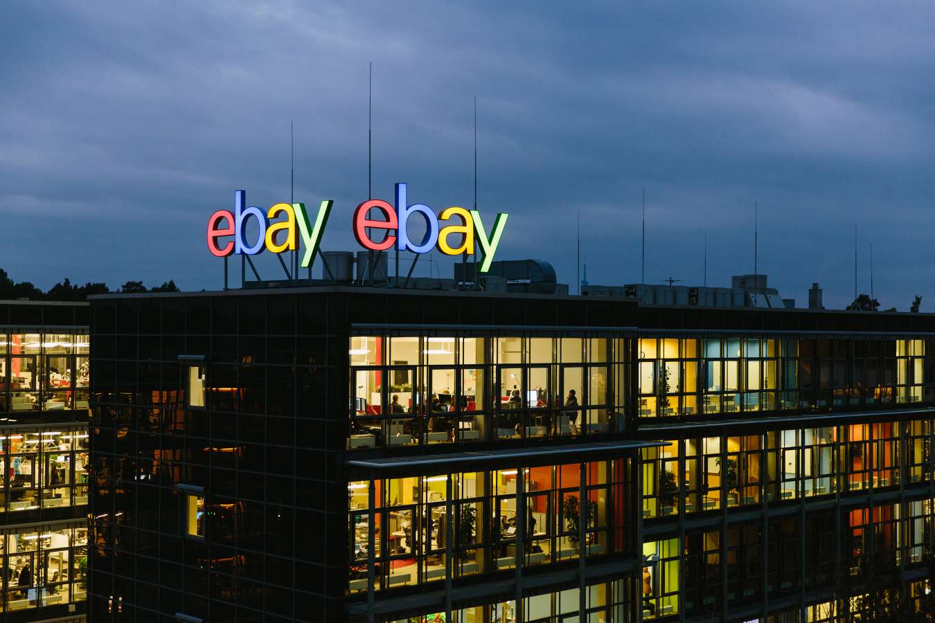 eBay swaps 800 jobs for artificial intelligence